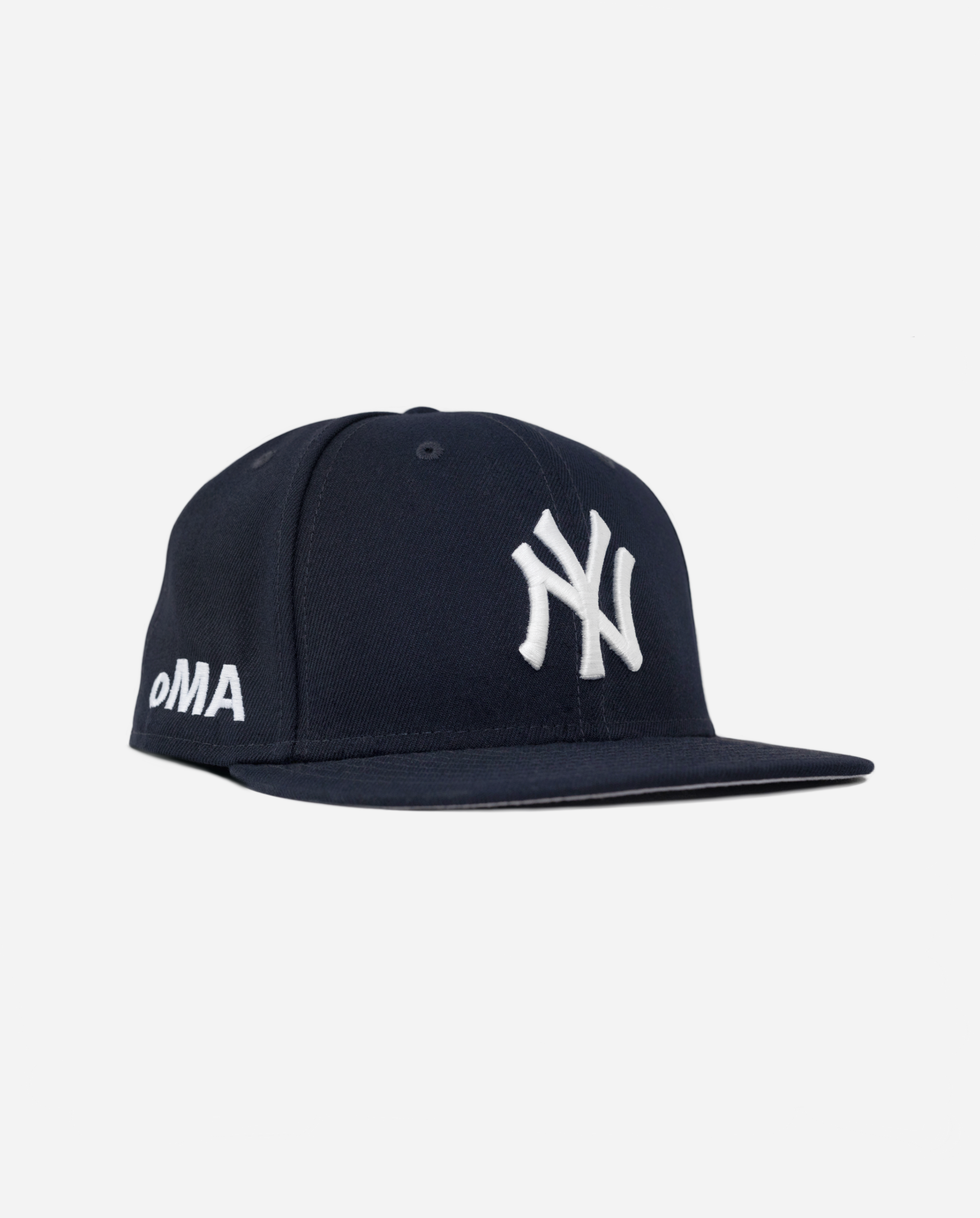 oMA NAVY NEW YORK YANKEES FITTED HAT (SAMPLE)