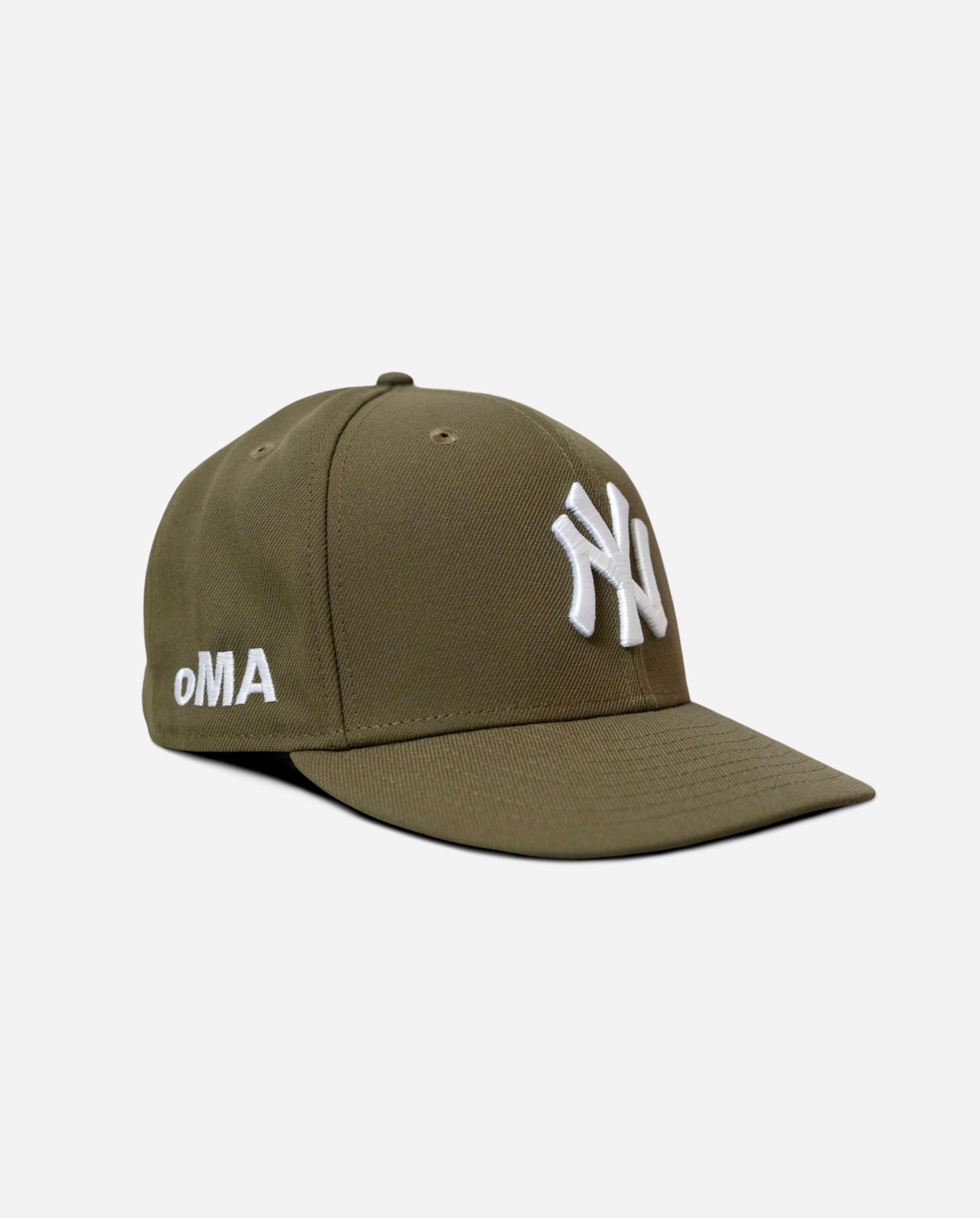 oMA OLIVE NEW YORK YANKEES FITTED HAT (SAMPLE)